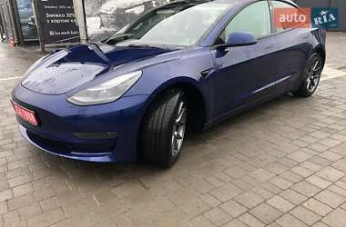 Седан Tesla Model 3 2023 в Львові