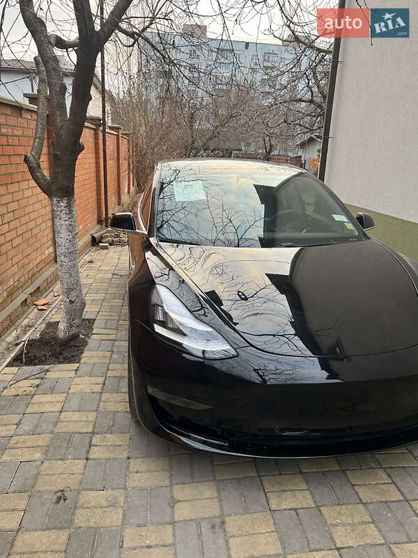 Седан Tesla Model 3 2020 в Запорожье