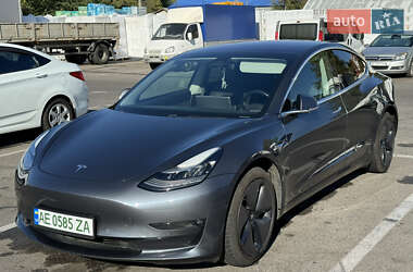 Седан Tesla Model 3 2019 в Дніпрі