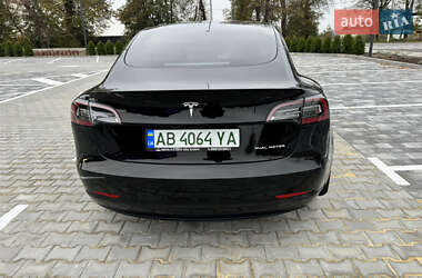 Седан Tesla Model 3 2021 в Виннице