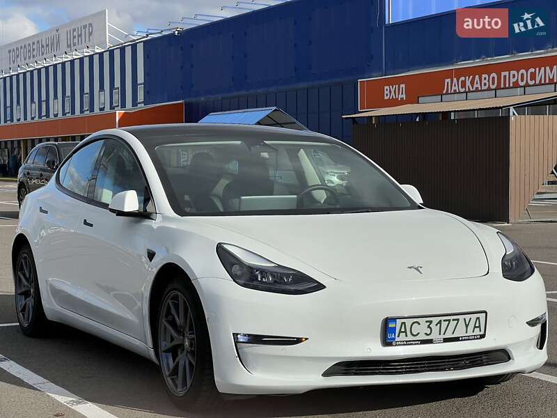 Седан Tesla Model 3 2022 в Луцке фото 7 Седан Tesla Model 3 2022 в Луцке
