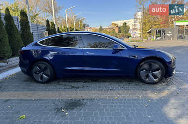 Седан Tesla Model 3 2018 в Харкові