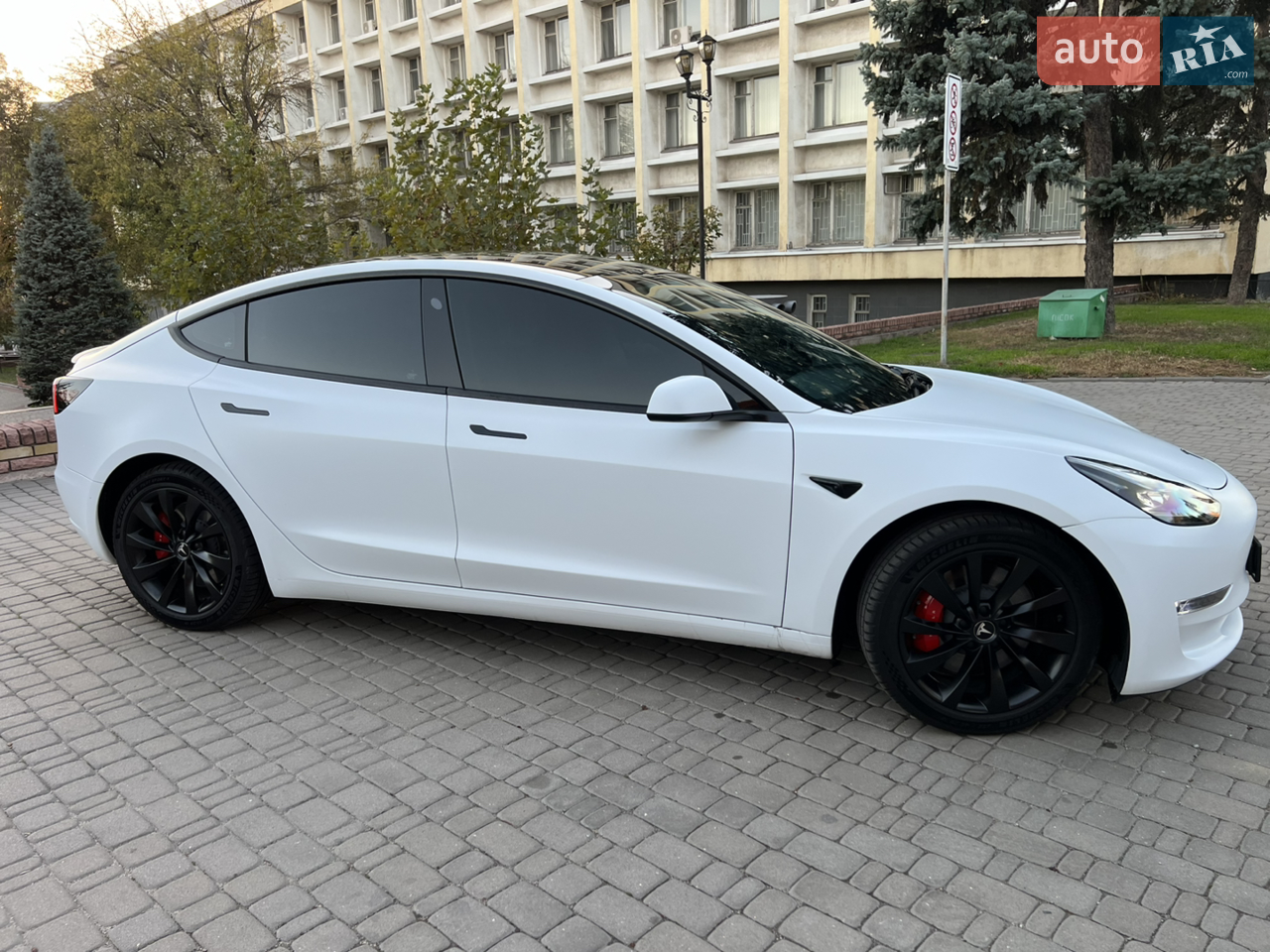 2022 Tesla Model 3 - мініатюра 16