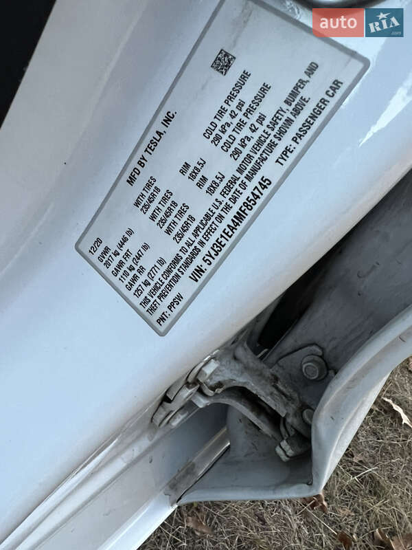Седан Tesla Model 3 2020 в Харкові