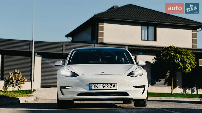 Седан Tesla Model 3 2020 в Рівному фото 3 Седан Tesla Model 3 2020 в Рівному