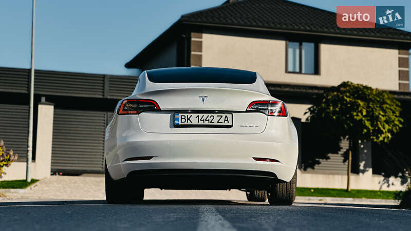 Седан Tesla Model 3 2020 в Рівному фото 13 Седан Tesla Model 3 2020 в Рівному