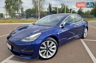 Седан Tesla Model 3 2019 в 