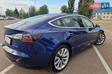 Седан Tesla Model 3 2019 в 
