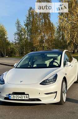 Седан Tesla Model 3 2019 в Чернігові