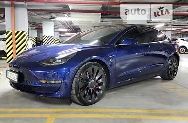 Седан Tesla Model 3 2023 в Одесі