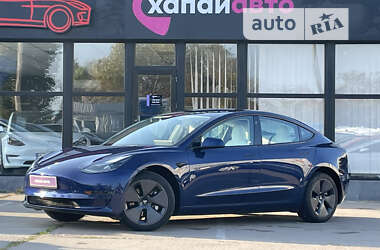 Седан Tesla Model 3 2023 в Киеве