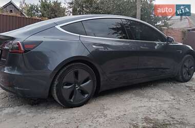 Седан Tesla Model 3 2019 в Запорожье