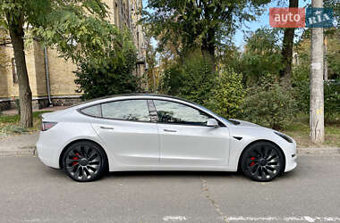 Седан Tesla Model 3 2021 в Києві