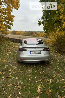 Седан Tesla Model 3 2018 в 