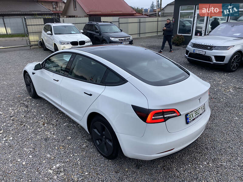 Седан Tesla Model 3 2021 в Хмельницькому
