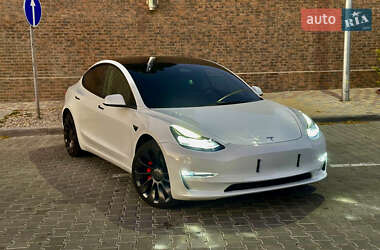 Седан Tesla Model 3 2022 в Одессе