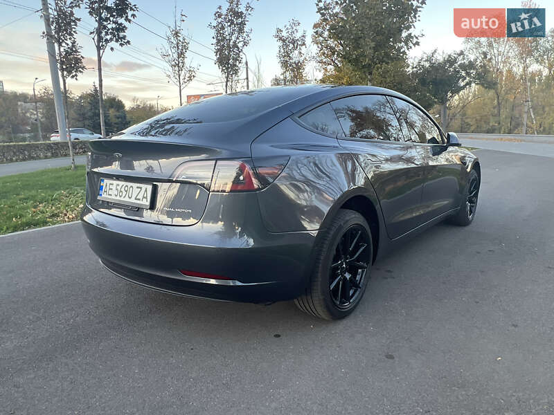 Седан Tesla Model 3 2022 в Дніпрі фото 5 Седан Tesla Model 3 2022 в Дніпрі