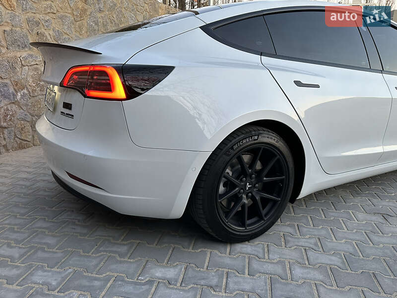 Седан Tesla Model 3 2022 в Виннице фото 17 Седан Tesla Model 3 2022 в Виннице