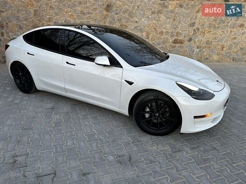 Седан Tesla Model 3 2022 в Виннице фото 20 Седан Tesla Model 3 2022 в Виннице