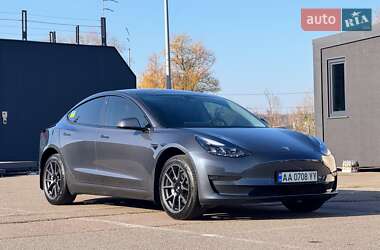 Седан Tesla Model 3 2021 в Києві