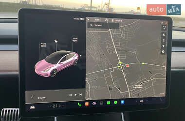 Седан Tesla Model 3 2019 в 