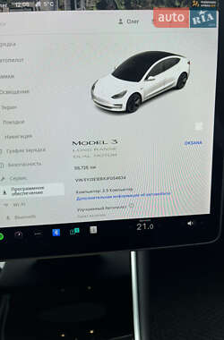 Седан Tesla Model 3 2018 в 