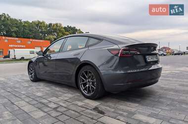 Седан Tesla Model 3 2020 в Луцьку