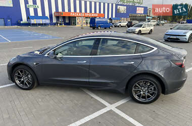 Седан Tesla Model 3 2018 в 