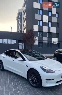 Седан Tesla Model 3 2021 в Ивано-Франковске