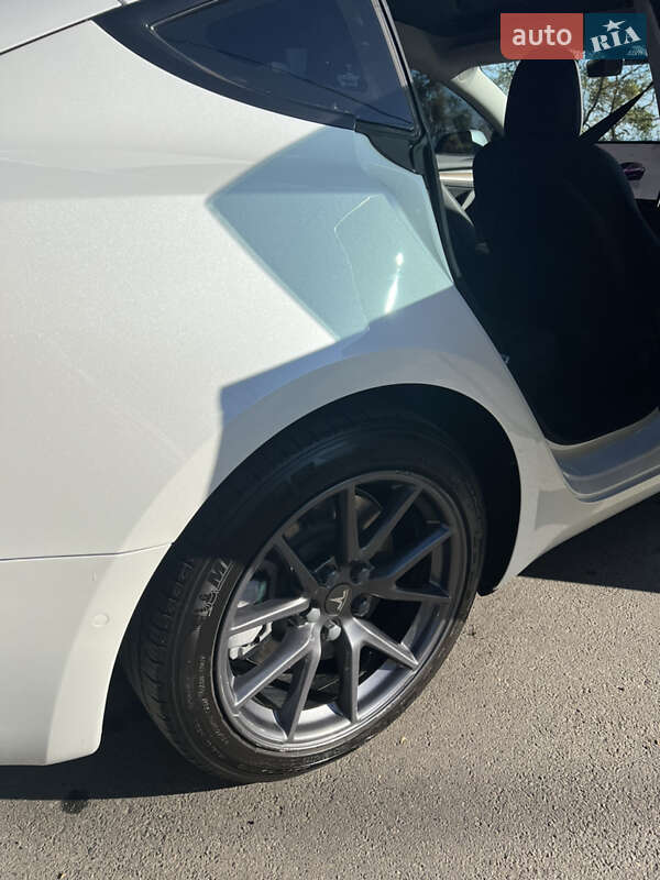 Седан Tesla Model 3 2022 в Одессе