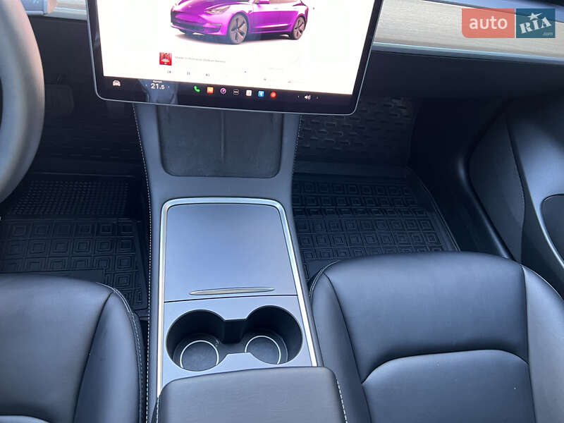 Седан Tesla Model 3 2022 в Одессе