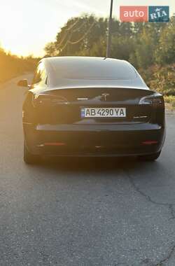 Седан Tesla Model 3 2020 в Виннице