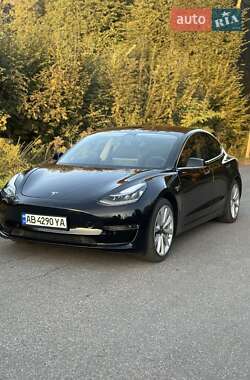 Седан Tesla Model 3 2020 в Виннице