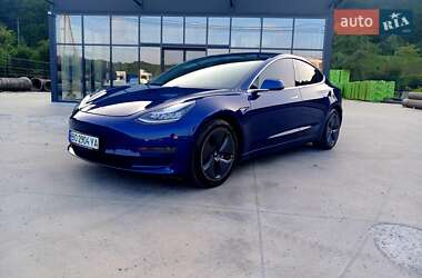 Седан Tesla Model 3 2019 в Теребовле