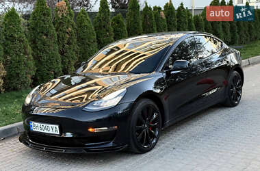 Седан Tesla Model 3 2020 в Днепре