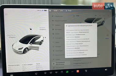 Седан Tesla Model 3 2019 в Дрогобичі