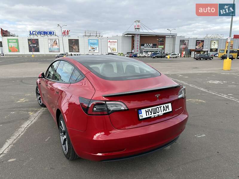 Седан Tesla Model 3 2022 в Одесі