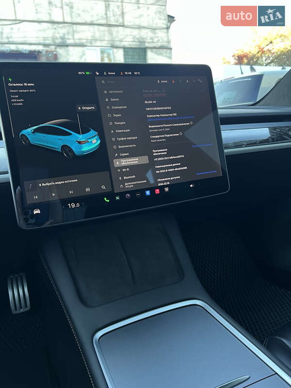 Седан Tesla Model 3 2019 в Киеве