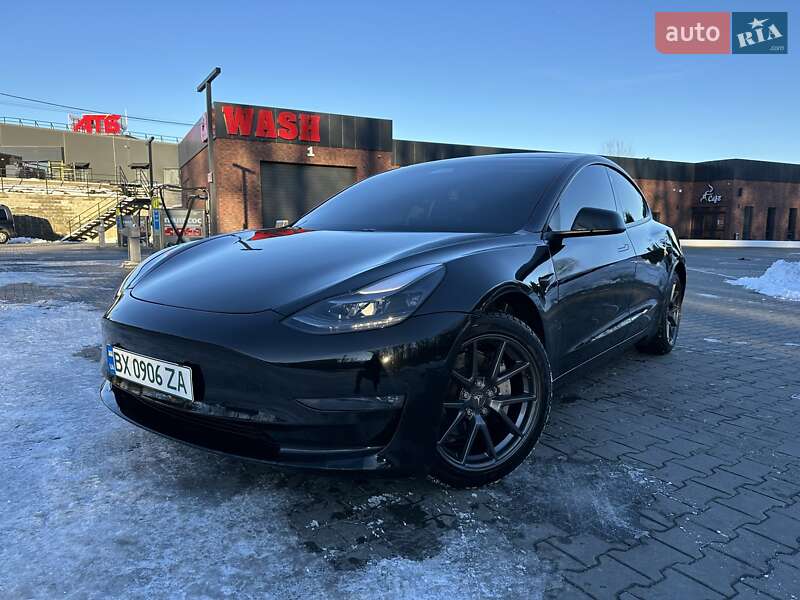 Седан Tesla Model 3 2021 в Хмельницькому