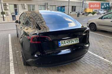 Седан Tesla Model 3 2018 в 