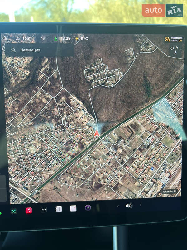 Седан Tesla Model 3 2019 в Ужгороді