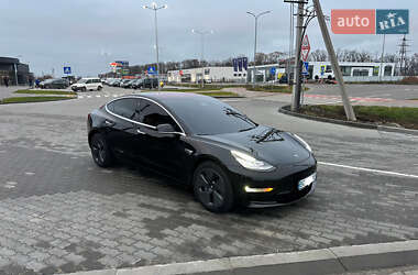 Седан Tesla Model 3 2019 в Луцьку