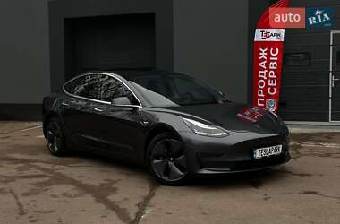 Седан Tesla Model 3 2019 в Києві