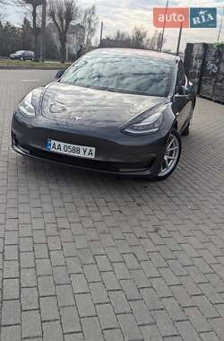 Седан Tesla Model 3 2018 в Шепетовке