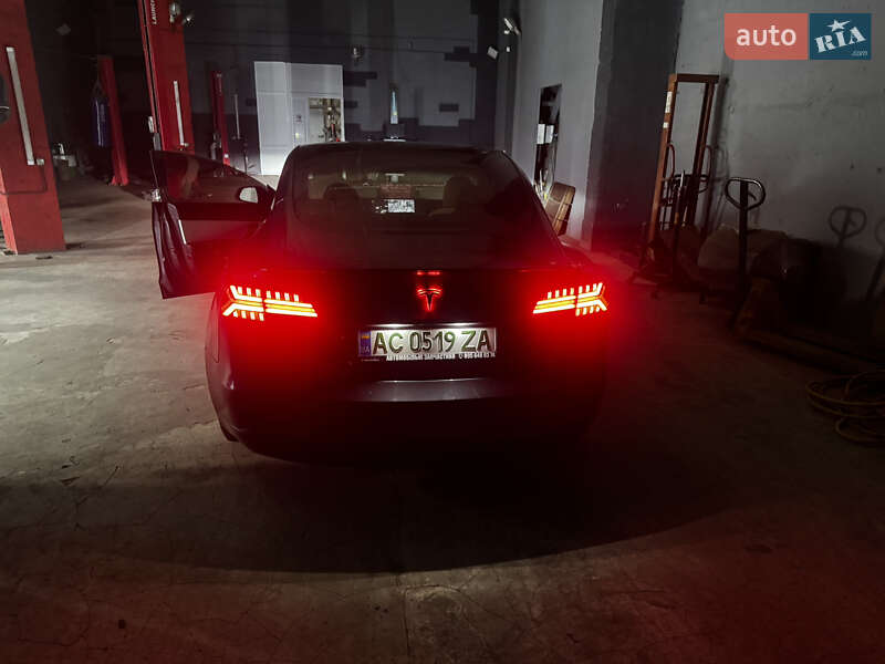 Седан Tesla Model 3 2018 в Луцке фото 10 Седан Tesla Model 3 2018 в Луцке