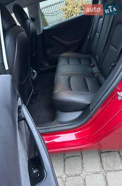 Седан Tesla Model 3 2018 в 