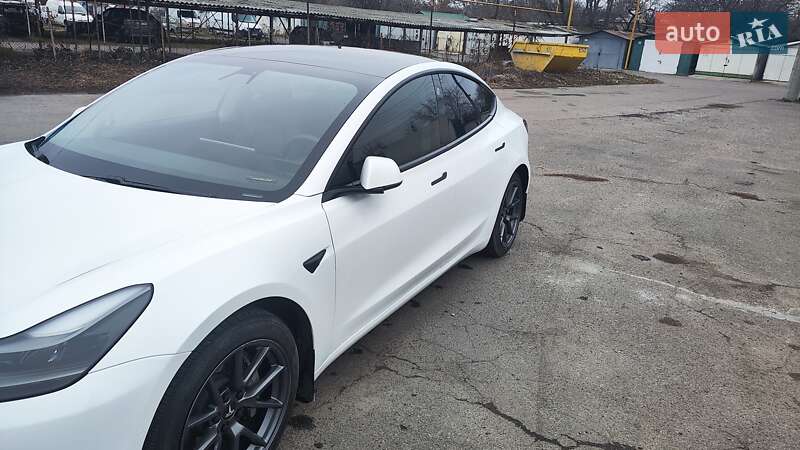 Седан Tesla Model 3 2020 в Одессе