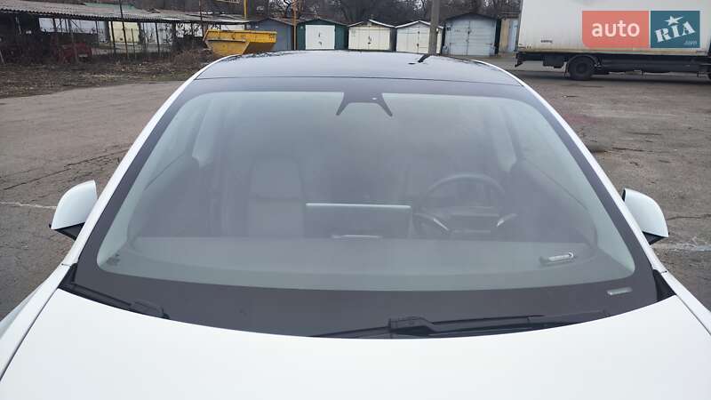 Седан Tesla Model 3 2020 в Одессе