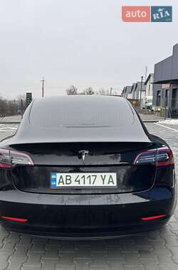 Седан Tesla Model 3 2019 в Виннице