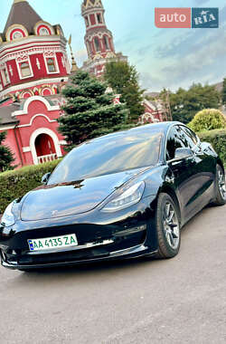 Седан Tesla Model 3 2018 в 